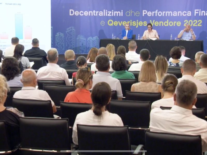 Konferencen per  ” Prezantimin e Analizes se Performances se Qeverisjes Vendore per vitin 2022″